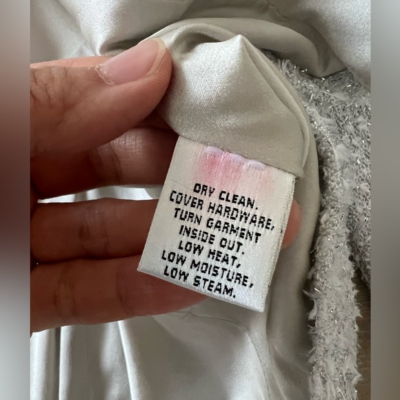 ST. JOHN JACKET AND SKIRT 2 PIECE SET SIZE 2 - Picture 8 of 8